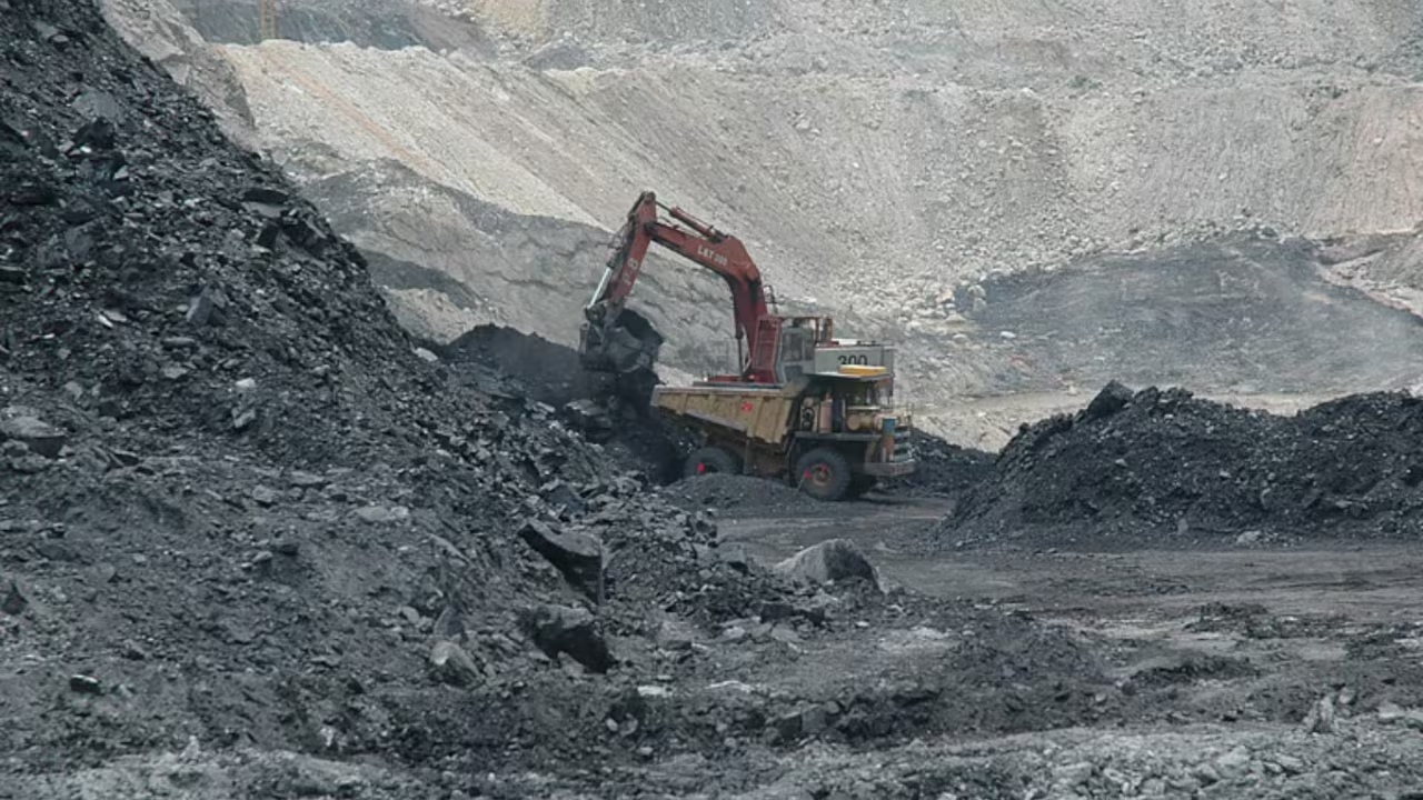 Jharkhand MMDR Act Dispute: कोयले की काली कमाई बंद होने के डर से मचा बवाल!