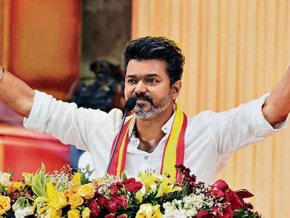 Tamil Nadu MLA Benefits: मुख्यमंत्री विजय का बड़ा तोहफा, विधायकों को मिलेगी नई कार, ड्राइवर के लिए 75 हजार और पर्सनल असिस्टेंट भत्ता
