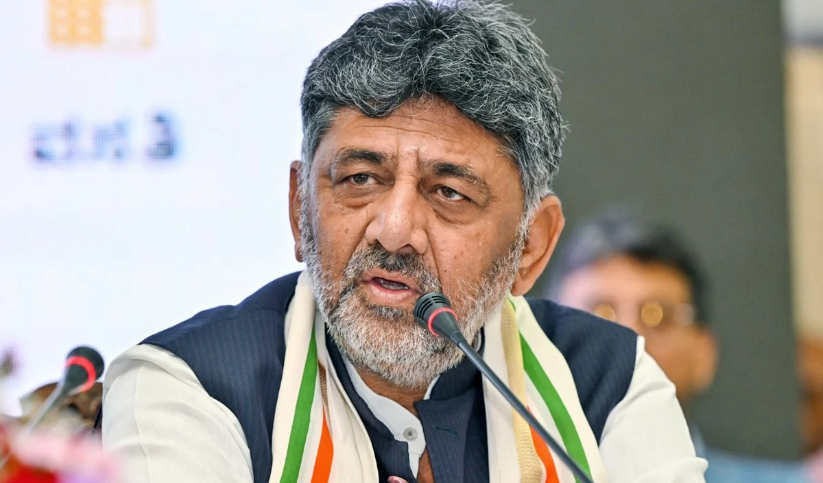 Karnataka Vande Mataram Order: राज्य सरकार का बड़ा फरमान, सरकारी कार्यक्रमों में गाए जाएंगे ‘वंदे मातरम’ के केवल दो पद